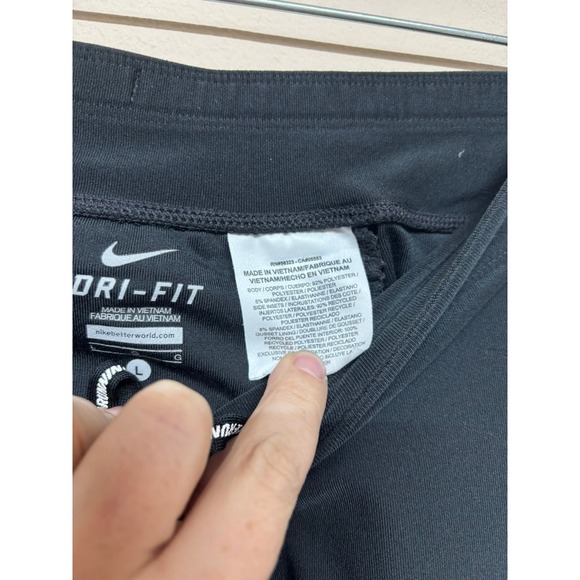 Nike Dri-Fit Black Cropped Leggings Women's Size Large Athletic Capri Athleisure - Picture 4 of 5